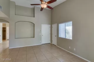 Photo #6: 6377058 Listing