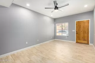 Photo #4: 6377155 Listing