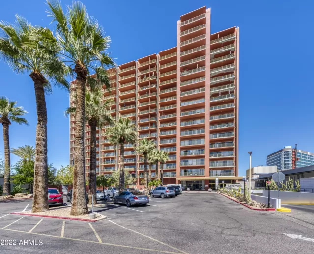 MLS: 6377205 Condo For Sale