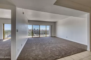 Photo #4: 6377205 Listing