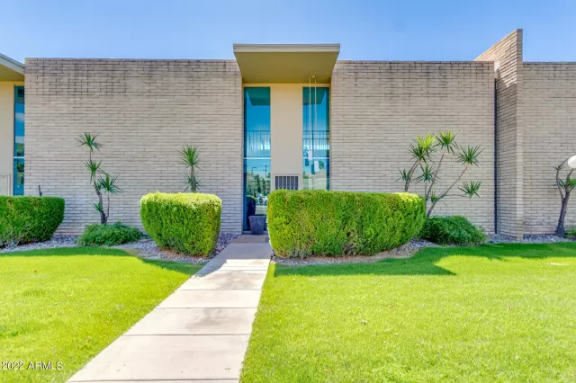 MLS: 6377247 Condo For Sale