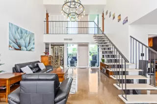 Photo #6: 6377247 Listing 