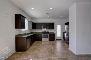 Photo #3: 6377498 Listing