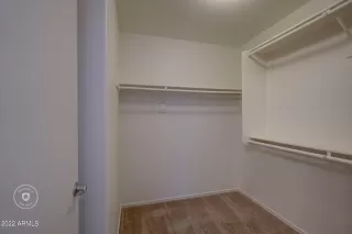 Photo #5: 6377499 Listing