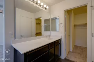 Photo #6: 6377499 Listing