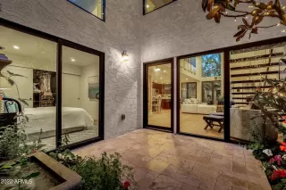 Photo #5: 6377559 Listing