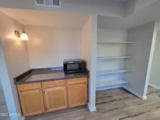 Photo #4: 6377621 Listing