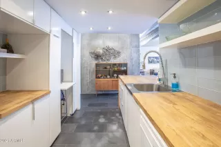 Photo #2: 6377644 Listing