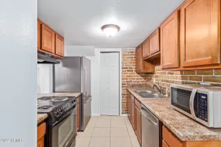 Photo #2: 6377695 Listing 