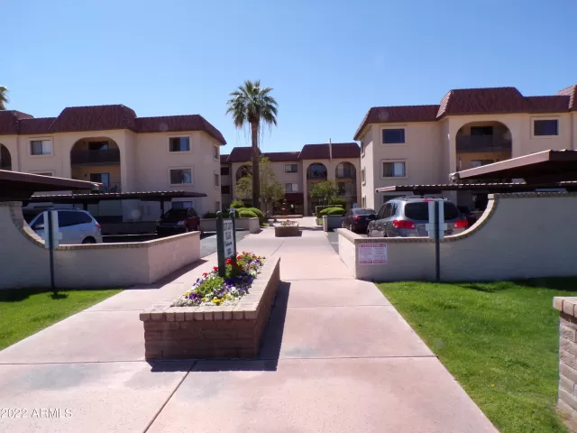 MLS: 6377728 Condo For Sale