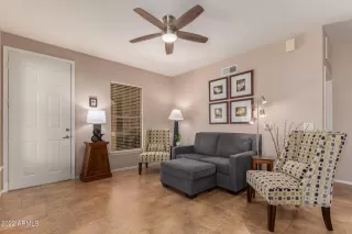 Photo #6: 6378168 Listing