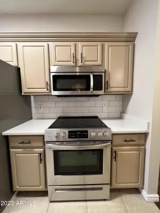 Photo #1: 6378179 Listing