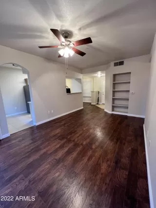 Photo #4: 6378179 Listing