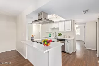 Photo #3: 6378264 Listing 