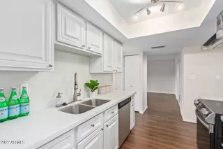 Photo #5: 6378264 Listing 