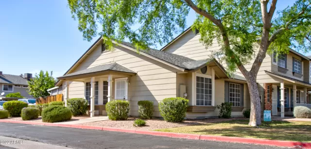 MLS: 6378282 Condo For Sale