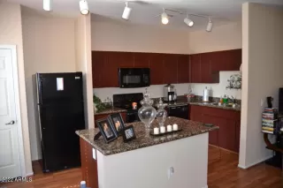 Photo #4: 6378316 Listing