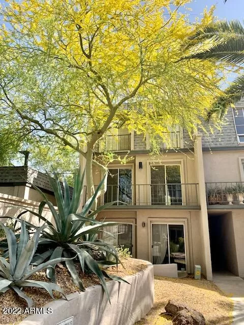 MLS: 6378476 Condo For Sale