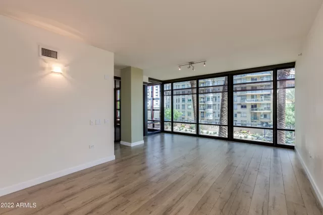 MLS: 6378520 Condo For Sale