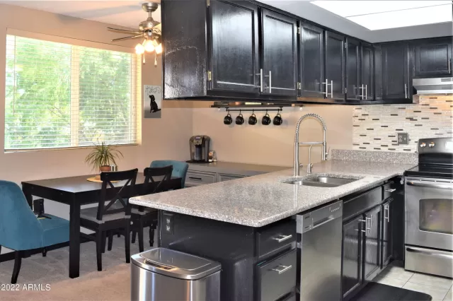 MLS: 6378638 Condo For Sale