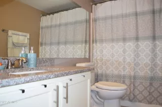 Photo #6: 6378638 Listing