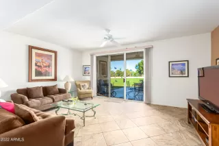 Photo #6: 6378668 Listing