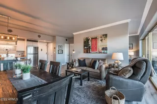 Photo #6: 6378680 Listing