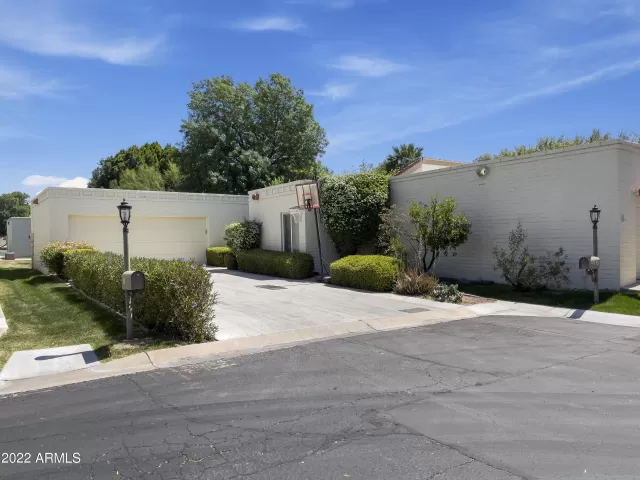 MLS: 6378693 Condo For Sale