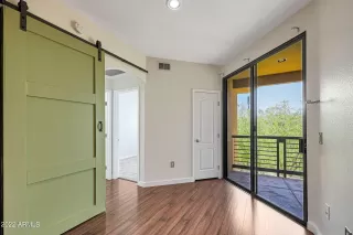 Photo #3: 6378732 Listing