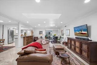 Photo #6: 6378766 Listing