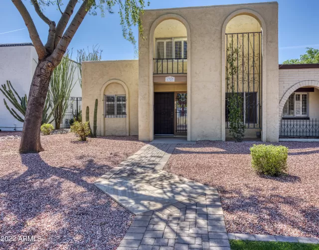 MLS: 6378817 Condo For Sale
