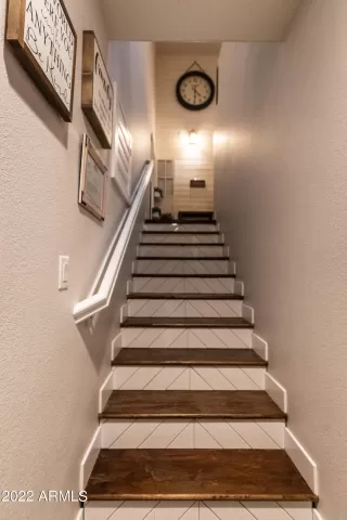 Photo #2: 6378882 Listing