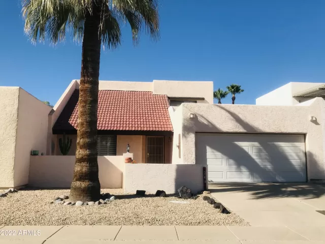 MLS: 6378998 Condo For Sale