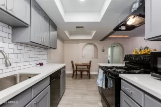 Photo #6: 6379113 Listing 