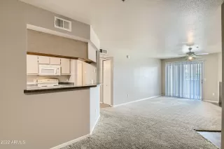 Photo #3: 6379229 Listing 
