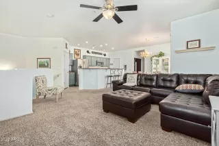 Photo #6: 6379286 Listing