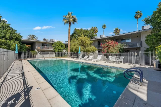 MLS: 6379314 Condo For Sale
