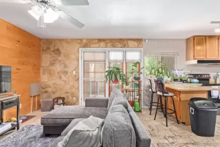 Photo #2: 6379357 Listing