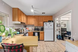 Photo #5: 6379357 Listing