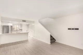 Photo #2: 6379365 Listing