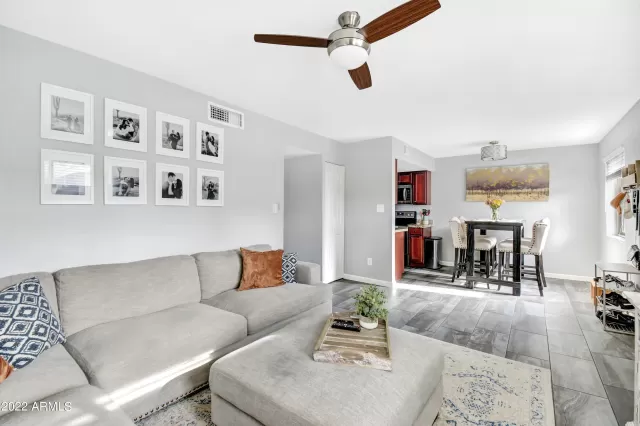 MLS: 6379489 Condo For Sale