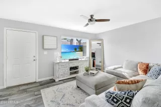 Photo #2: 6379489 Listing