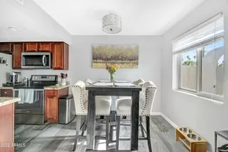 Photo #4: 6379489 Listing