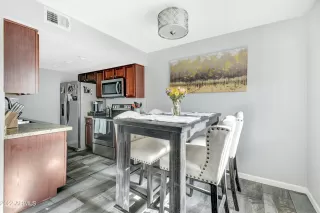 Photo #5: 6379489 Listing