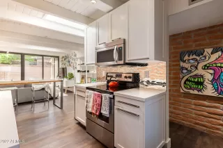 Photo #4: 6379524 Listing