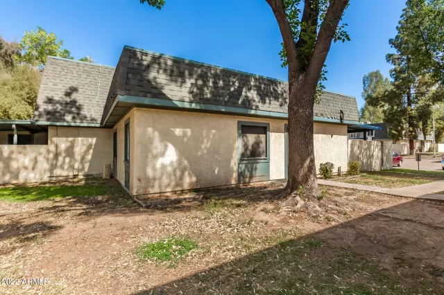 MLS: 6379795 Condo For Sale