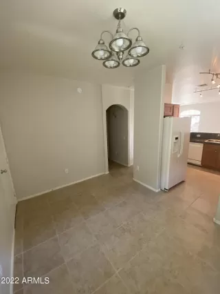 Photo #6: 6379826 Listing