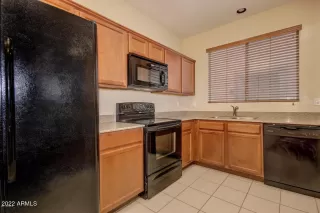 Photo #5: 6379827 Listing