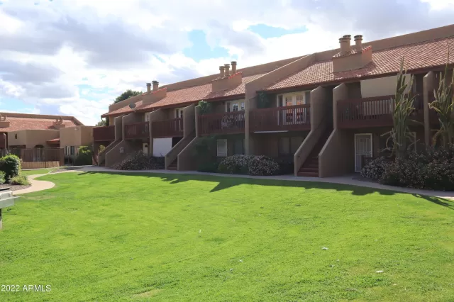 MLS: 6379924 Condo For Sale