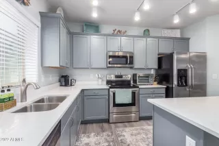 Photo #3: 6379967 Listing